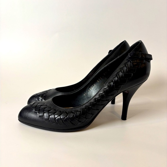 Salvatore Ferragamo Shoes Vintage Ferragamo Black Stiletto Heels salvatore-ferragamo-shoes-vintage-ferragamo-black-stiletto-heels